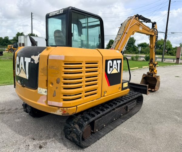 2017 CAT 305E2 MINI EXCAVATOR ENCLOSED CAB W AC 008