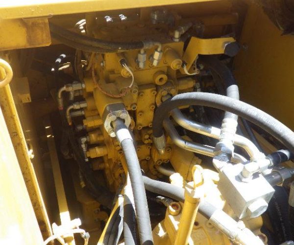2017 CATERPILLAR 320E EXCAVATOR ENCLOSED CAB TIER 3 CATERPILLAR ENGINE 016