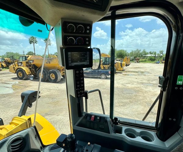 2017-CATERPILLAR-966M-WHEEL-LOADER-966M-ENCLOSED-CAB-009
