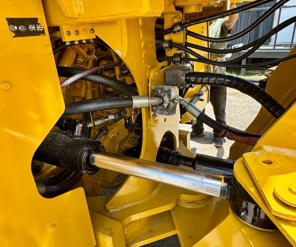 2017-CATERPILLAR-966M-WHEEL-LOADER-966M-ENCLOSED-CAB-019