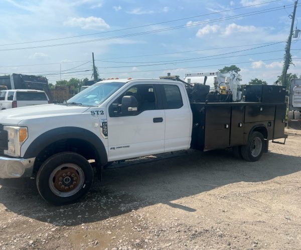 2017 FORD 550 4X4 XL 6.7L POWER STROKE DIESEL EXTENDED CAB UTILITY TRUCK 005