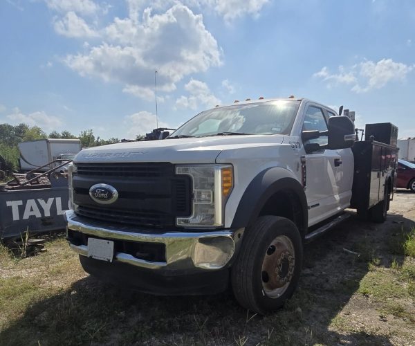 2017 FORD 550 4X4 XL 6.7L POWER STROKE DIESEL EXTENDED CAB UTILITY TRUCK NUEVO 003
