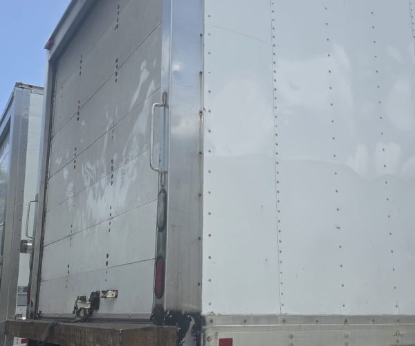 2017 FREIGHTLINER BOX TRUCK 26FT SIDE DOOR, LOW MILES 007