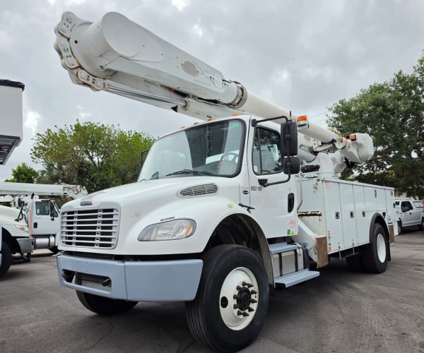 2017 FREIGHTLINER M2 BUCKET TRUCK ALTEC AN55 60FT 4X4 INSULATED 001