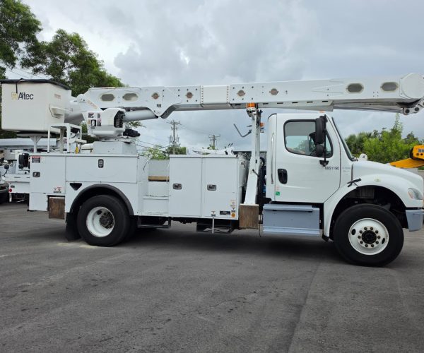 2017 FREIGHTLINER M2 BUCKET TRUCK ALTEC AN55 60FT 4X4 INSULATED 002