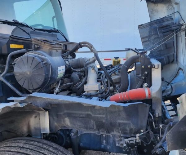 2017 HINO 268 FLAT BED 26 FT LONG 008