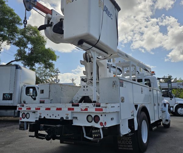 2017 INTERNATIONAL 4300 BUCKET TRUCK ALTEC A755 60FT INSULATE DOUBLE MAN BUCKET 005