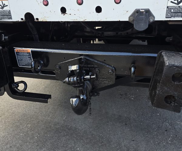 2017 INTERNATIONAL 4300 BUCKET TRUCK ALTEC A755 60FT INSULATE DOUBLE MAN BUCKET 013