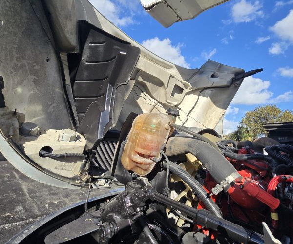 2017 INTERNATIONAL 4300 BUCKET TRUCK ALTEC A755 60FT INSULATE DOUBLE MAN BUCKET 015