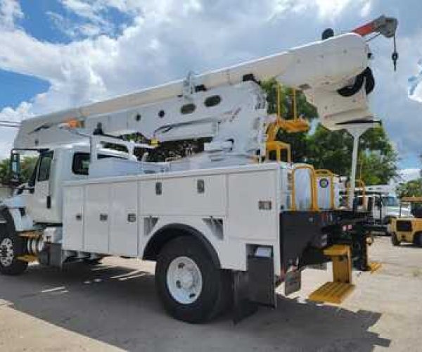 2017 INTERNATIONAL 7400 BUCKET TRUCK 4X4 ALTEC AN55 61FT HIGH SINGLE MEN BUCKET 004