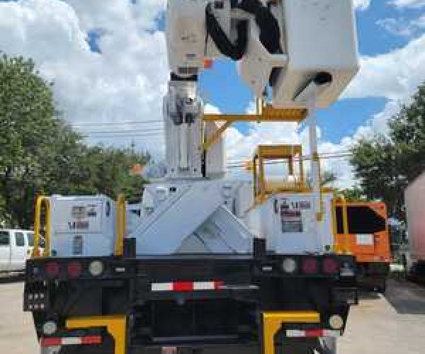 2017 INTERNATIONAL 7400 BUCKET TRUCK 4X4 ALTEC AN55 61FT HIGH SINGLE MEN BUCKET 005