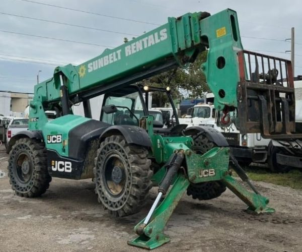 2017 JCB 510-56 TELEHANDLER 10.000 LIFT 56’ REACH 001