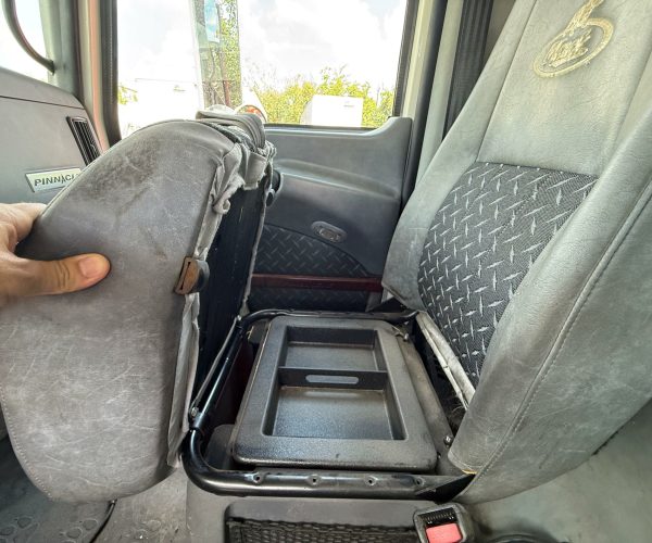 2017 MACK VISION CXU613MP7-395C TRI AXLE DUMP TRUCK 011