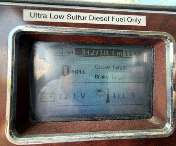 2017 MACK VISION CXU613MP7-395C TRI AXLE DUMP TRUCK 017