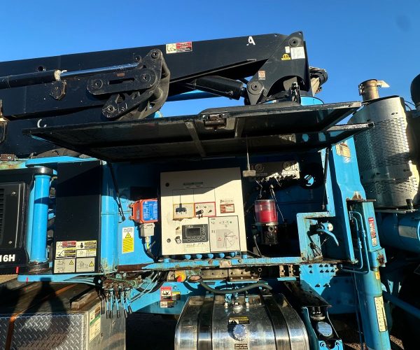 2017 PUTZMEISTER 32 METERS CONCRETE PUMP MOUNTED ON A 2018 MACK MRU 009