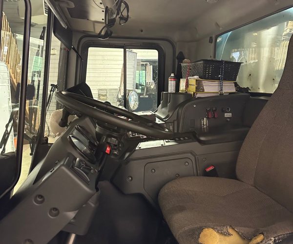 2017 PUTZMEISTER 32 METERS CONCRETE PUMP MOUNTED ON A 2018 MACK MRU 011