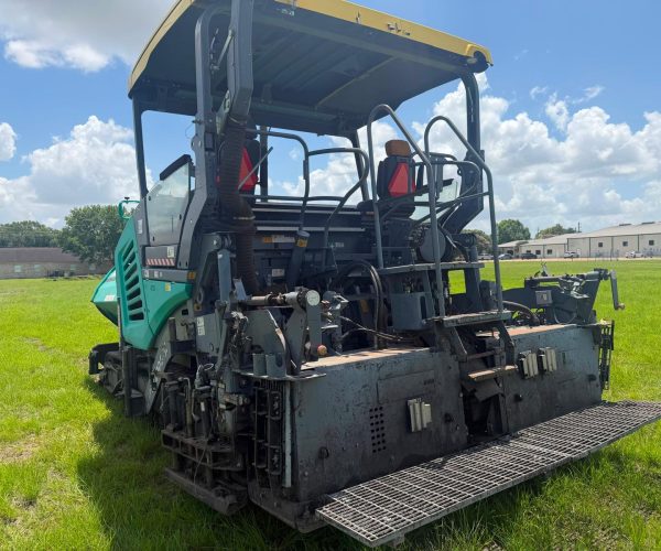2017 VÖGELE SUPER 2000-3i TRACKED ASPHALT PAVER HOPPER 006