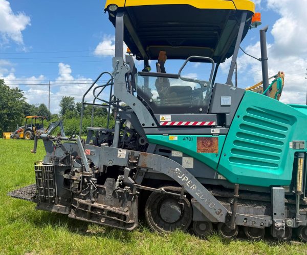 2017 VÖGELE SUPER 2000-3i TRACKED ASPHALT PAVER HOPPER 011