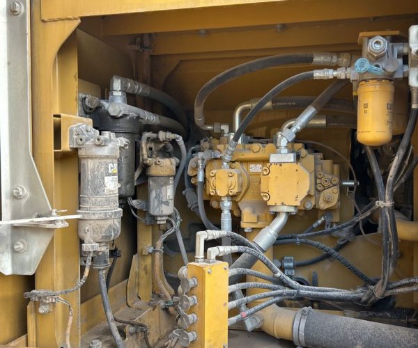 2018 CATERPILLAR 320FL TRACKED EXCAVATOR CAB AC & REAR CAMERA 009