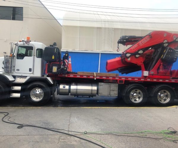 2018 FASSI F2150AL.2.28 60-TON KNUCKLEBOOM CRANE 005