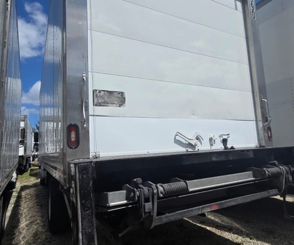 2018 FREIGHTLINER M2 106 REFRIGERATED BOX TRUCK 24FT 003