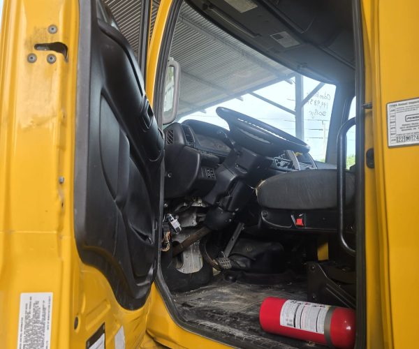 2018 HINO 268 26FT BOX TRUCK WLIFT GATE & SIDE DOOR 006