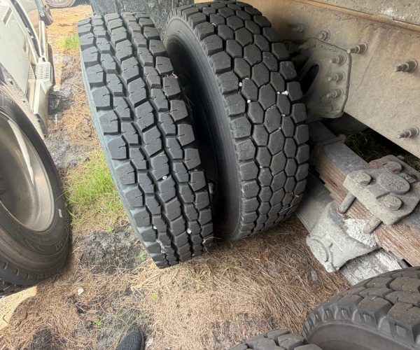 2018 INTERNATIONAL HV DUMP TRUCK TANDEM AXLE 011