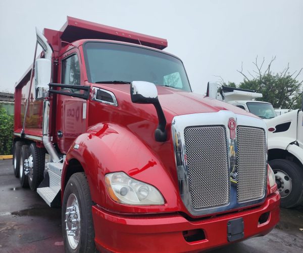 2018 KENWORTH T680 DUMP TRUCK TRI-AXLE 001