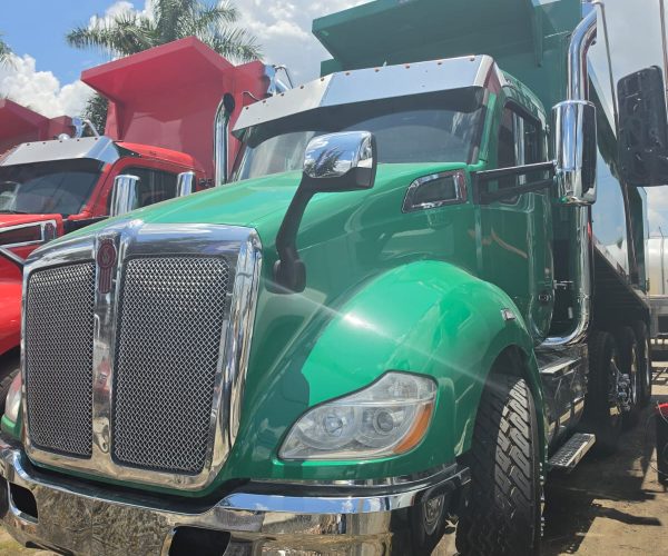2018 KENWORTH T680 DUMP TRUCK TRI-AXLE 001