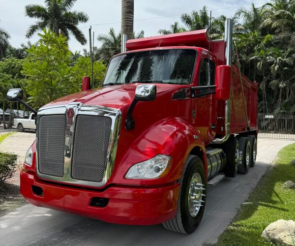 2018 KENWORTH T680 DUMP TRUCK TRI-AXLE 002