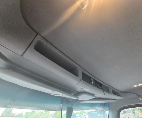 2018 KENWORTH T680 DUMP TRUCK TRI-AXLE 011