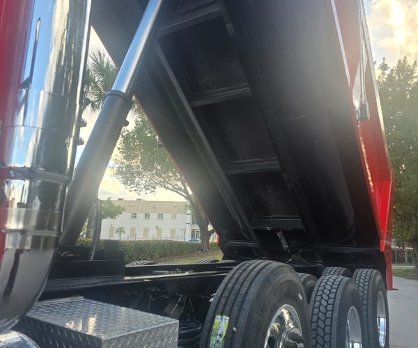 2018 KENWORTH T680 DUMP TRUCK TRI-AXLE 012