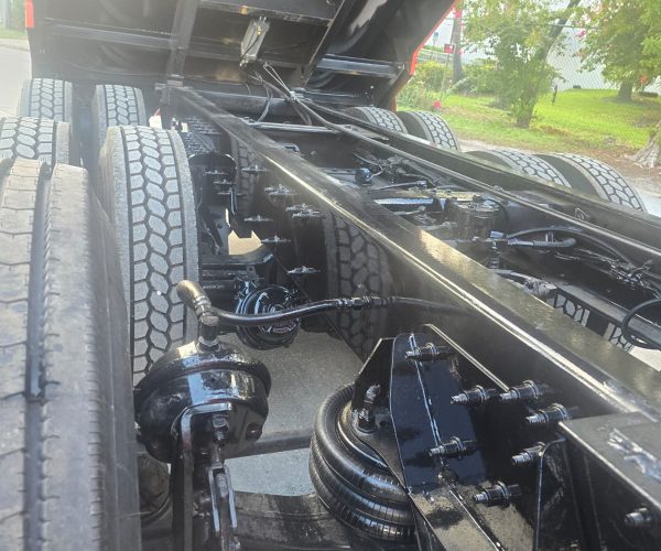 2018 KENWORTH T680 DUMP TRUCK TRI-AXLE 014