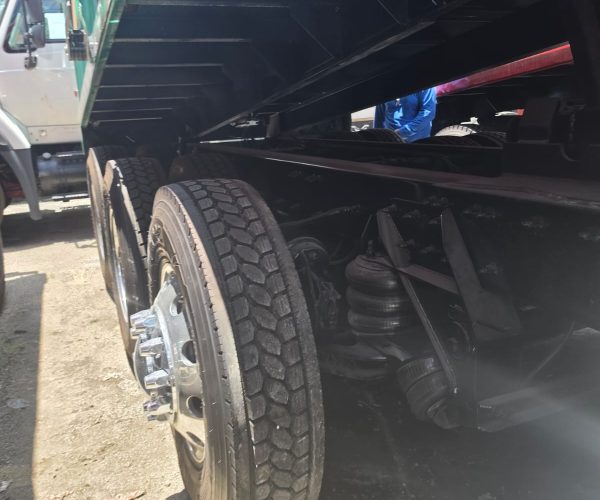 2018 KENWORTH T680 DUMP TRUCK TRI-AXLE 022
