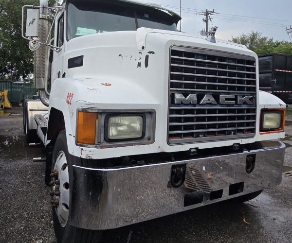 2018 MACK CH DAY CAB TANDEM WITH PTO PUMP 002
