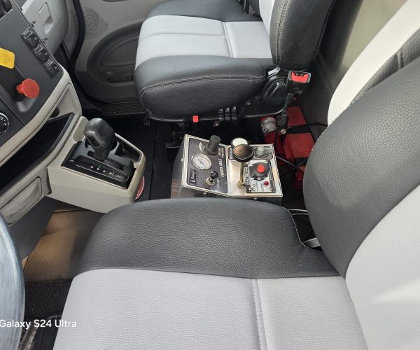 2018 PETERBILT 579 DUMP TRUCK TRI AXLE 006