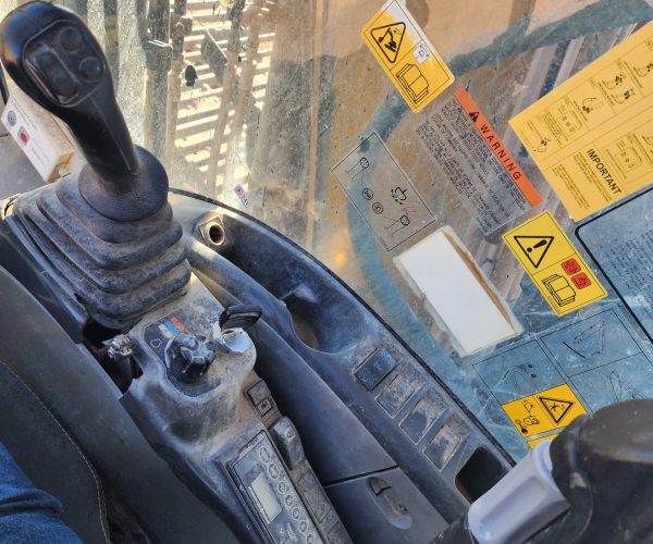 2019 CASE CX130D EXCAVATOR ENCLOSED CAB 009
