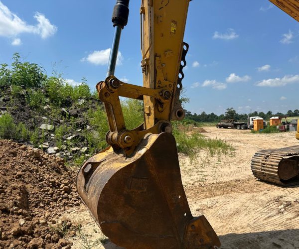 2019 CATERPILLAR 320 EXCAVATOR CAB AC BUCKET WTHUMB 007