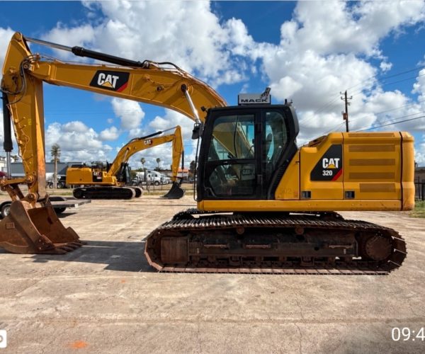 2019 CATERPILLAR 320 EXCAVATOR WITH ENCLOSED CAB & AC 003
