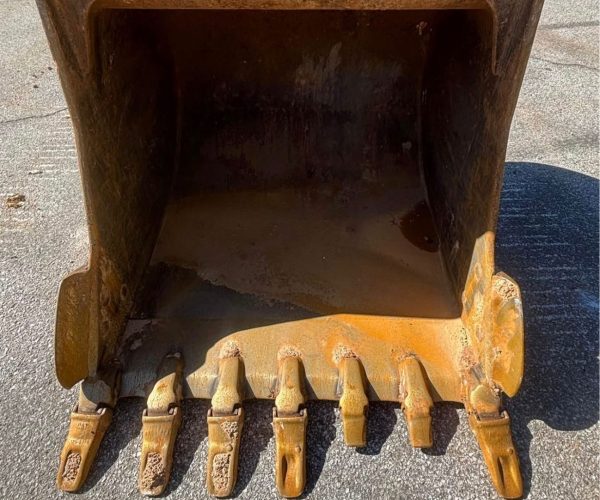 2019 CATERPILLAR 323 EXCAVATOR CAB 006