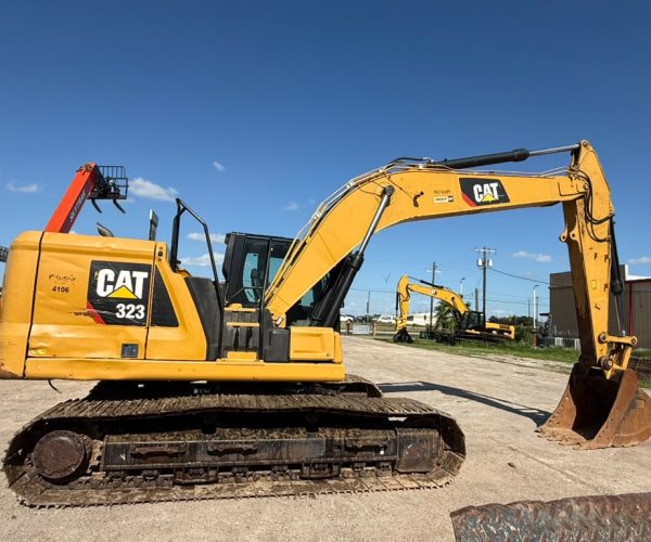 2019 CATERPILLAR 323 EXCAVATOR WITH ENCLOSED CAB & AC 002