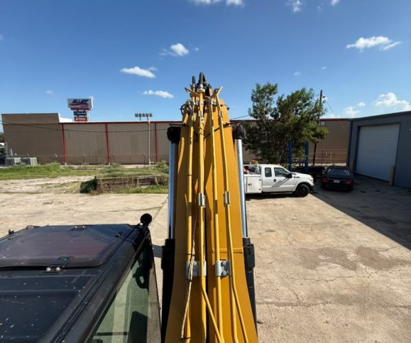 2019 CATERPILLAR 323 EXCAVATOR WITH ENCLOSED CAB & AC 006