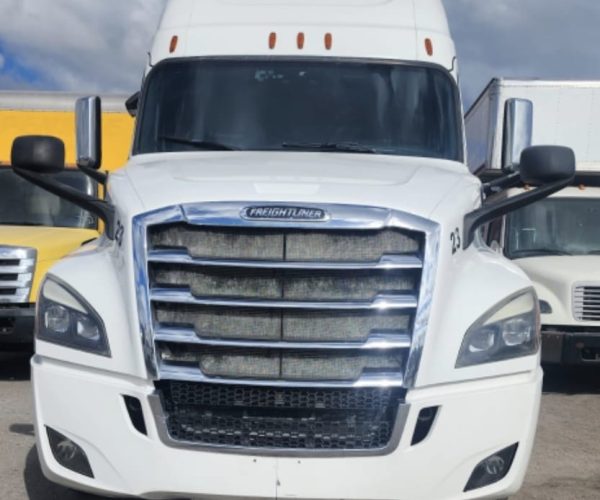 2019 FREIGHTLINER CASCADIA 126 002