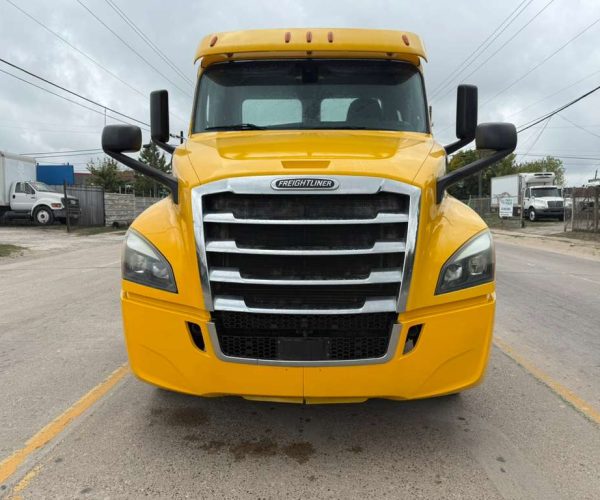 2019 FREIGHTLINER CASCADIA 126 DAY CAB TANDEM 002