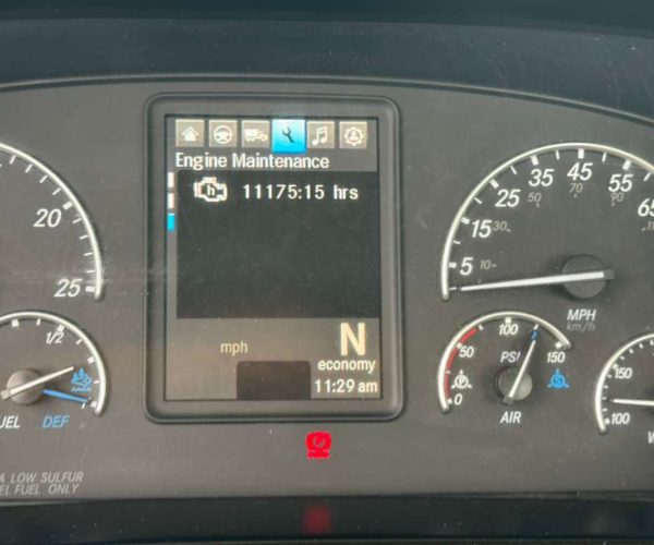 2019 FREIGHTLINER CASCADIA 126 DAY CAB TANDEM 007