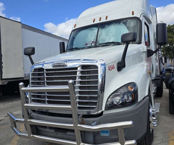 2019 FREIGHTLINER DETROIT DD15 ENGINE 10 SPEEDS TRANSMISSION 001