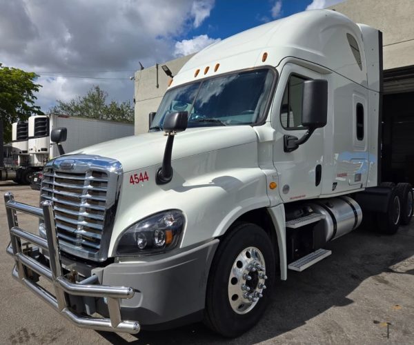 2019 FREIGHTLINER DETROIT DD15 ENGINE 10 SPEEDS TRANSMISSION 003