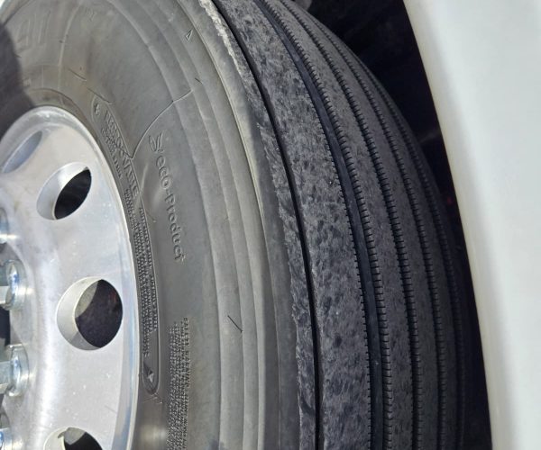 2019 FREIGHTLINER DETROIT DD15 ENGINE 10 SPEEDS TRANSMISSION 008