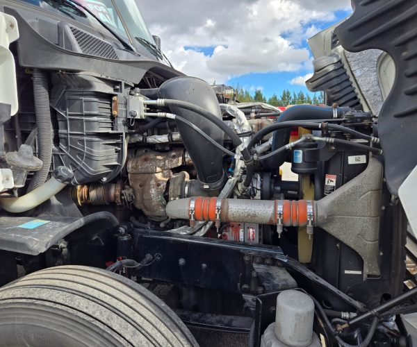 2019 FREIGHTLINER DETROIT DD15 ENGINE 10 SPEEDS TRANSMISSION 009