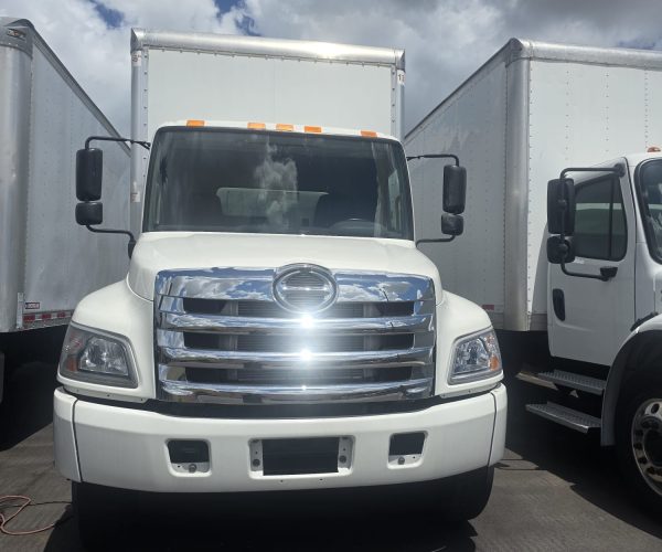 2019 HINO 268 BOX TRUCK 26FT -25.950 LBS GVW NO CDL REQUIRED 002